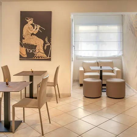 ホテル Atenea Golden Star