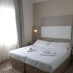 Atenea Golden Star Hotel
