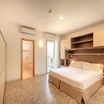 Atenea Golden Star Hotel