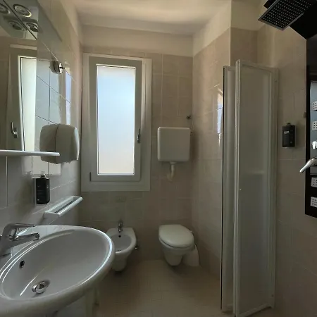 Hotel Atenea *