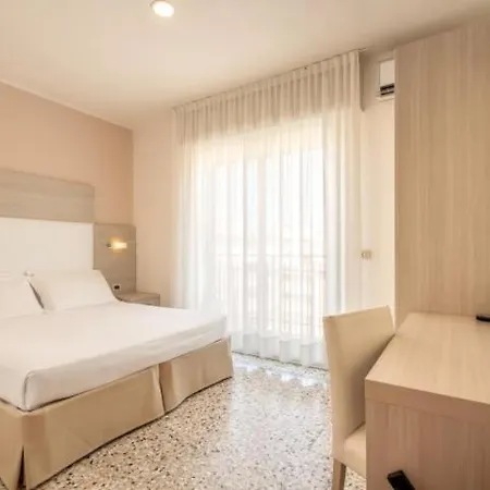 Hotel Atenea *