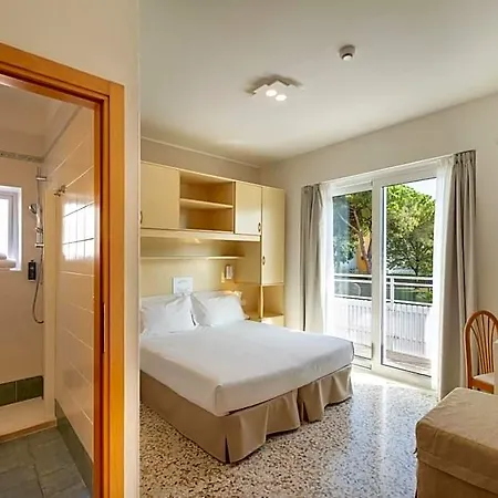 Atenea Golden Star Hotel