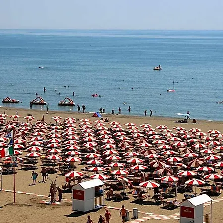 Atenea Golden Star Caorle