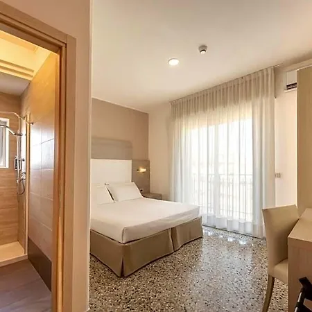 Hotel Atenea Golden Star *